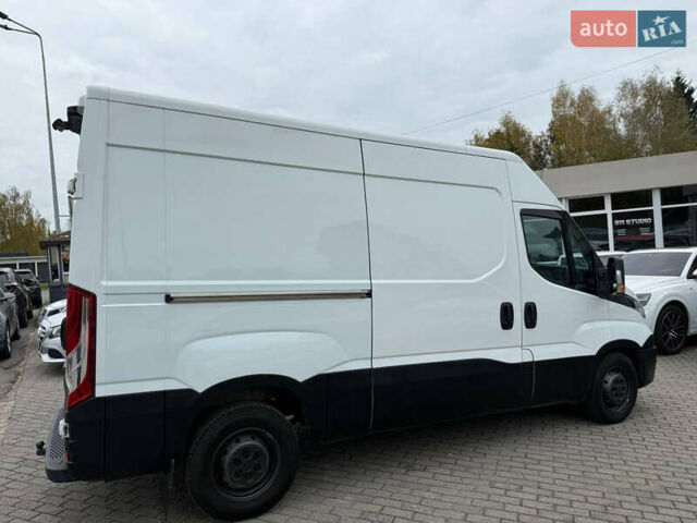 Белый Ивеко Дейли, объемом двигателя 2.29 л и пробегом 253 тыс. км за 12900 $, фото 3 на Automoto.ua