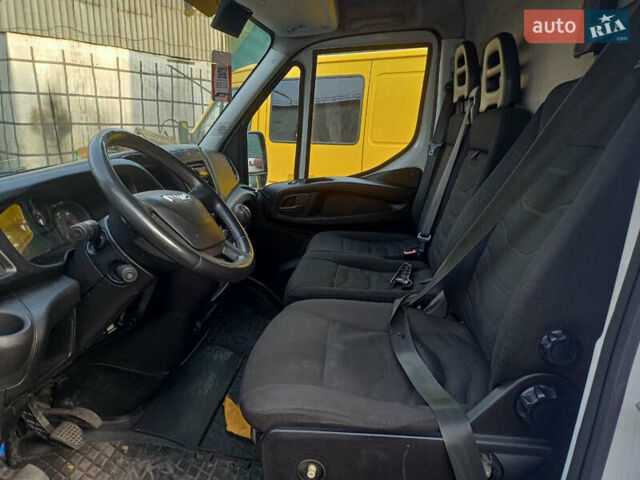 Білий Івеко Дейлі, об'ємом двигуна 2.29 л та пробігом 400 тис. км за 16700 $, фото 11 на Automoto.ua