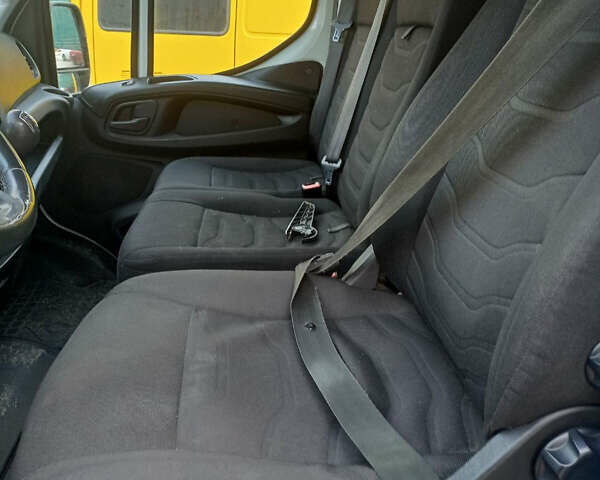 Білий Івеко Дейлі, об'ємом двигуна 2.29 л та пробігом 400 тис. км за 16700 $, фото 13 на Automoto.ua