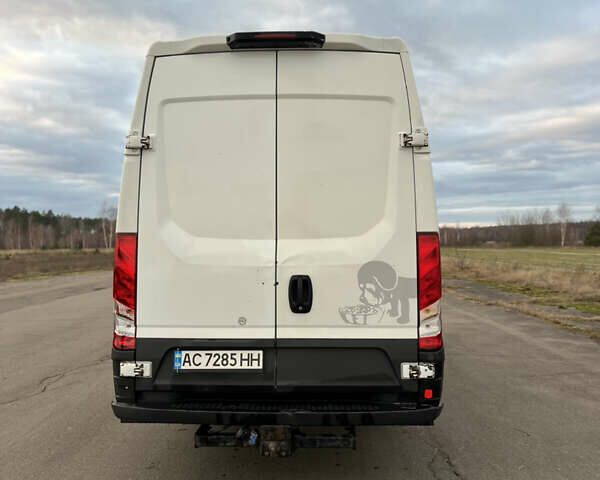 Белый Ивеко Дейли, объемом двигателя 3 л и пробегом 512 тыс. км за 16000 $, фото 7 на Automoto.ua