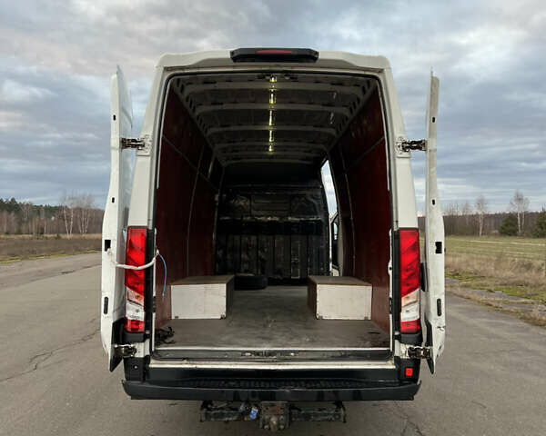 Белый Ивеко Дейли, объемом двигателя 3 л и пробегом 512 тыс. км за 16000 $, фото 24 на Automoto.ua