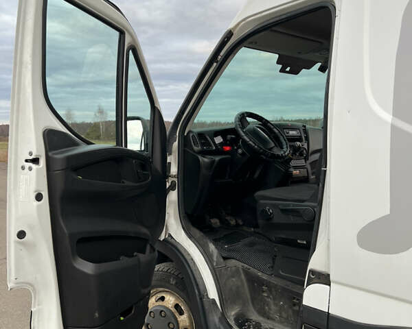 Белый Ивеко Дейли, объемом двигателя 3 л и пробегом 512 тыс. км за 16000 $, фото 13 на Automoto.ua