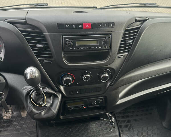 Белый Ивеко Дейли, объемом двигателя 3 л и пробегом 362 тыс. км за 22500 $, фото 17 на Automoto.ua