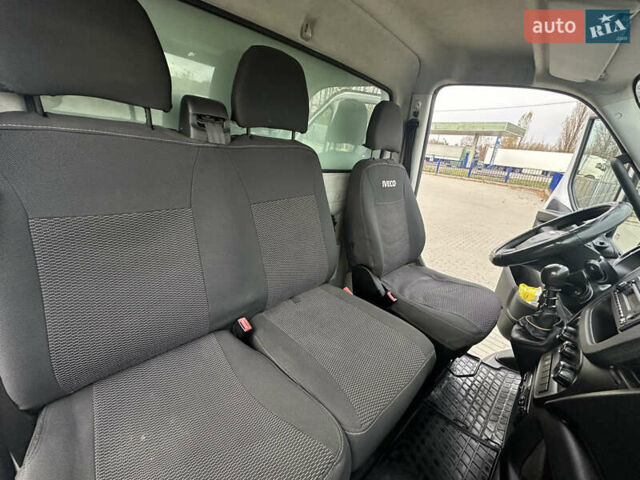 Белый Ивеко Дейли, объемом двигателя 3 л и пробегом 362 тыс. км за 22500 $, фото 21 на Automoto.ua