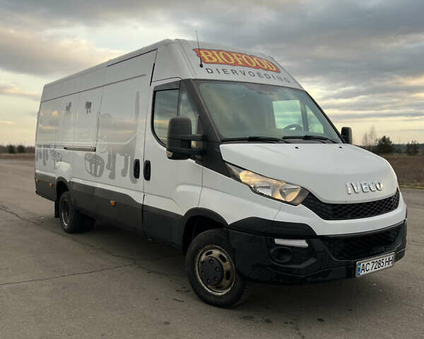 Белый Ивеко Дейли, объемом двигателя 3 л и пробегом 512 тыс. км за 16000 $, фото 1 на Automoto.ua