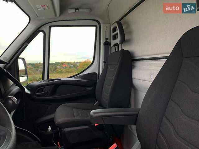 Белый Ивеко Дейли, объемом двигателя 3 л и пробегом 290 тыс. км за 25701 $, фото 29 на Automoto.ua