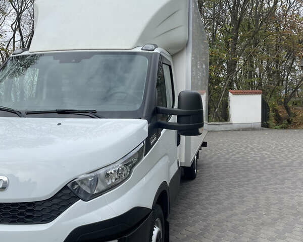 Ивеко Дейли 2016 в Львове на Automoto.ua Белый Ивеко Дейли, объемом двигателя 2.3 л и пробегом 421 тыс. км за 17300 $, фото 2 на Automoto.ua