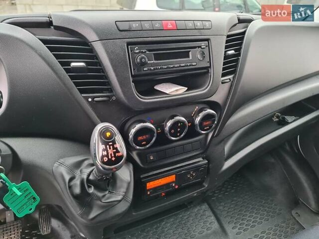 Белый Ивеко Дейли, объемом двигателя 3 л и пробегом 209 тыс. км за 31650 $, фото 5 на Automoto.ua