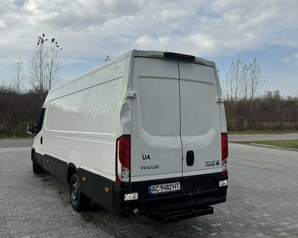 Білий Івеко Дейлі, об'ємом двигуна 2.3 л та пробігом 300 тис. км за 18999 $, фото 4 на Automoto.ua