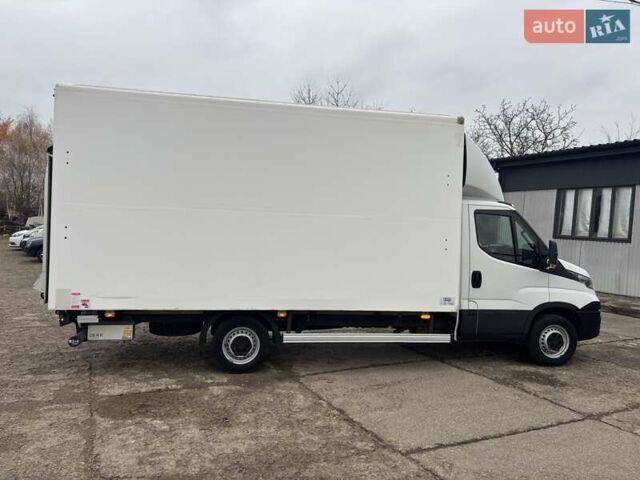 Белый Ивеко Дейли, объемом двигателя 2.3 л и пробегом 260 тыс. км за 21900 $, фото 6 на Automoto.ua