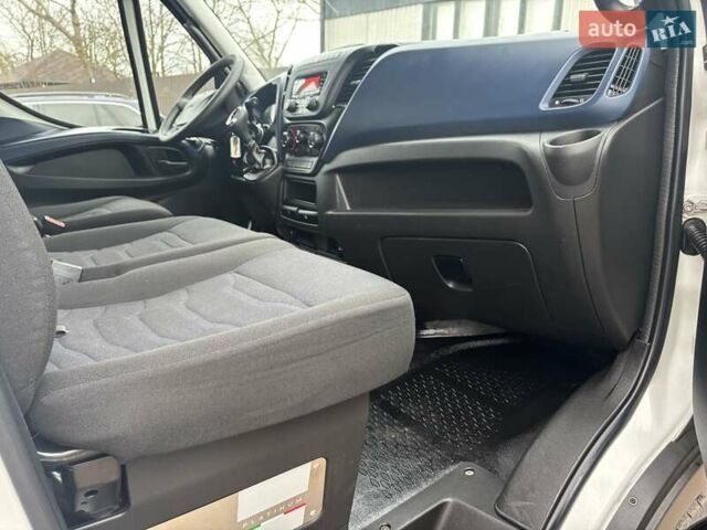 Белый Ивеко Дейли, объемом двигателя 2.3 л и пробегом 260 тыс. км за 21900 $, фото 8 на Automoto.ua