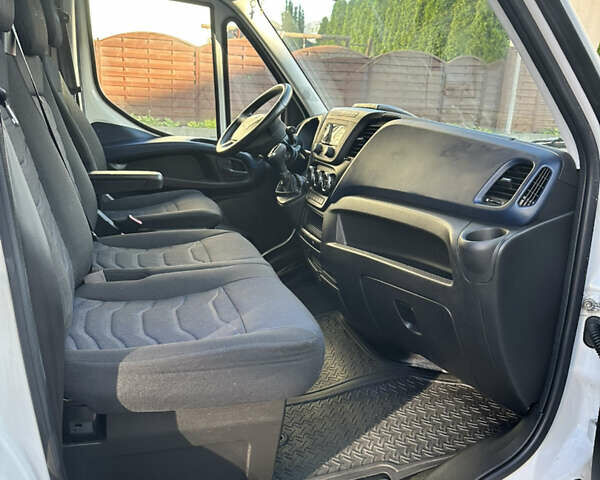 Белый Ивеко Дейли, объемом двигателя 3 л и пробегом 2 тыс. км за 20000 $, фото 15 на Automoto.ua