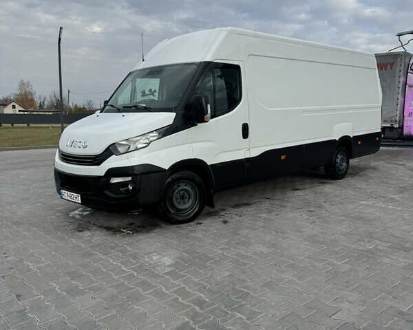 Білий Івеко Дейлі, об'ємом двигуна 2.3 л та пробігом 300 тис. км за 18999 $, фото 1 на Automoto.ua