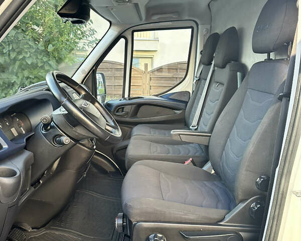 Белый Ивеко Дейли, объемом двигателя 3 л и пробегом 2 тыс. км за 20000 $, фото 12 на Automoto.ua