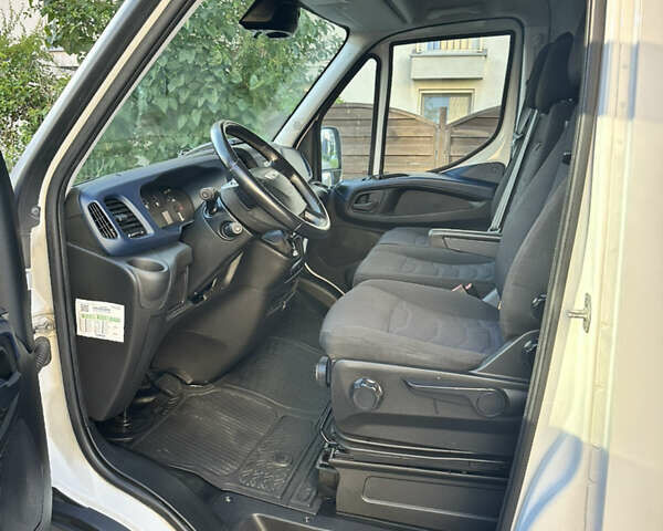 Белый Ивеко Дейли, объемом двигателя 3 л и пробегом 2 тыс. км за 20000 $, фото 16 на Automoto.ua