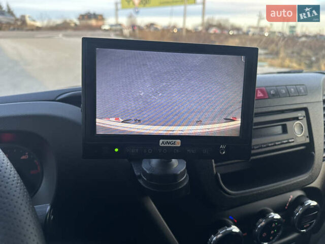 Белый Ивеко Дейли, объемом двигателя 3 л и пробегом 264 тыс. км за 34800 $, фото 18 на Automoto.ua