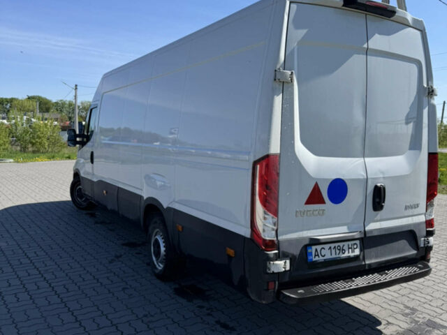 Білий Івеко Дейлі, об'ємом двигуна 2.29 л та пробігом 252 тис. км за 16900 $, фото 6 на Automoto.ua