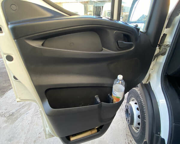 Белый Ивеко Дейли, объемом двигателя 3 л и пробегом 730 тыс. км за 28300 $, фото 8 на Automoto.ua