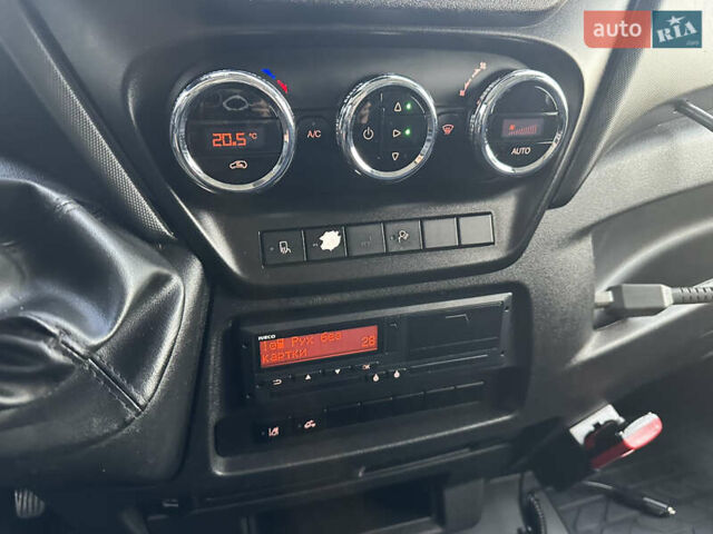 Белый Ивеко Дейли, объемом двигателя 3 л и пробегом 264 тыс. км за 34800 $, фото 19 на Automoto.ua