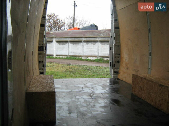 Білий Івеко Дейлі, об'ємом двигуна 2.29 л та пробігом 380 тис. км за 18900 $, фото 14 на Automoto.ua