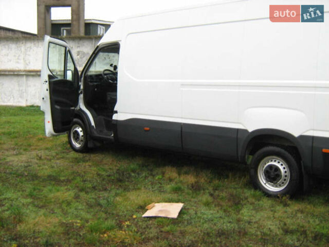Білий Івеко Дейлі, об'ємом двигуна 2.29 л та пробігом 380 тис. км за 18900 $, фото 23 на Automoto.ua