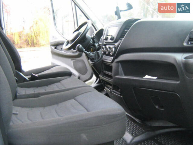 Білий Івеко Дейлі, об'ємом двигуна 2.29 л та пробігом 380 тис. км за 18900 $, фото 15 на Automoto.ua