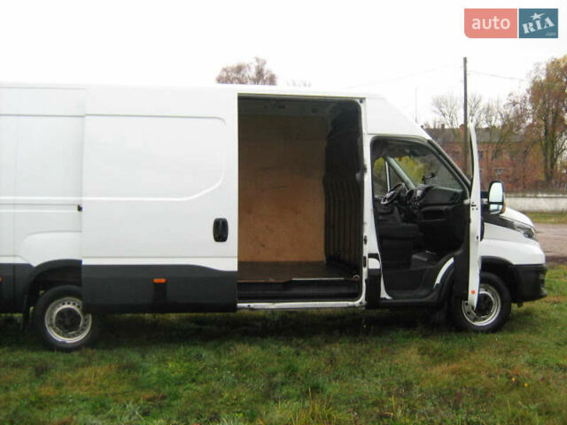 Білий Івеко Дейлі, об'ємом двигуна 2.29 л та пробігом 380 тис. км за 18900 $, фото 12 на Automoto.ua
