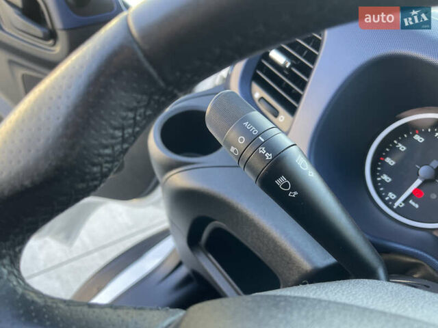 Белый Ивеко Дейли, объемом двигателя 3 л и пробегом 234 тыс. км за 26999 $, фото 34 на Automoto.ua