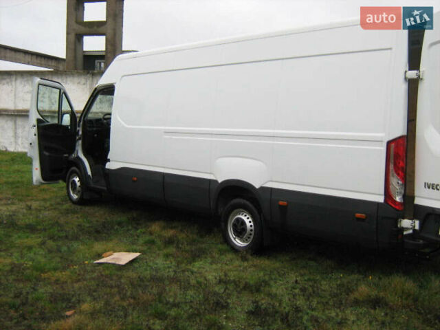 Білий Івеко Дейлі, об'ємом двигуна 2.29 л та пробігом 380 тис. км за 18900 $, фото 24 на Automoto.ua