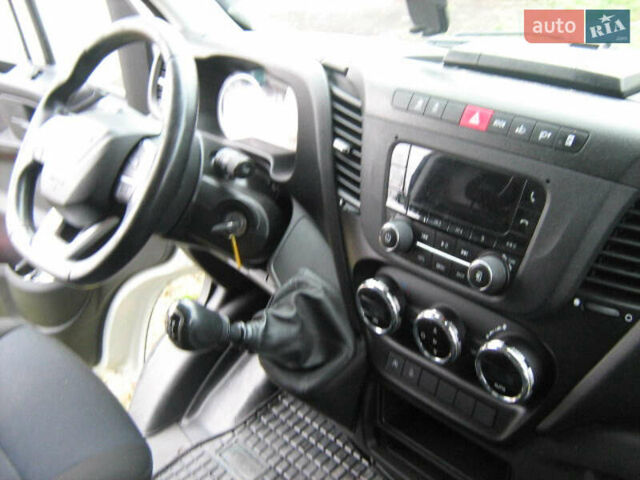 Білий Івеко Дейлі, об'ємом двигуна 2.29 л та пробігом 380 тис. км за 18900 $, фото 16 на Automoto.ua