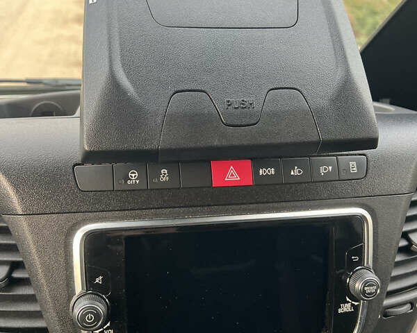 Білий Івеко Дейлі, об'ємом двигуна 0 л та пробігом 130 тис. км за 32653 $, фото 24 на Automoto.ua