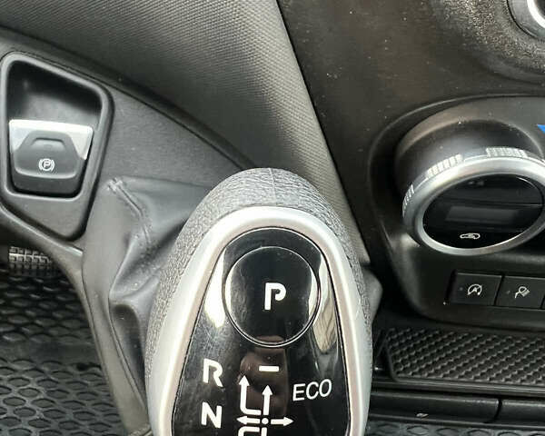 Білий Івеко Дейлі, об'ємом двигуна 0 л та пробігом 130 тис. км за 32653 $, фото 16 на Automoto.ua