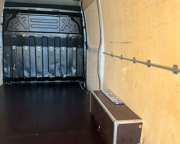 Білий Івеко Дейлі, об'ємом двигуна 0 л та пробігом 130 тис. км за 32653 $, фото 7 на Automoto.ua