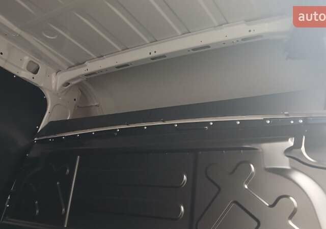 Белый Ивеко Дейли, объемом двигателя 3 л и пробегом 1 тыс. км за 58500 $, фото 16 на Automoto.ua