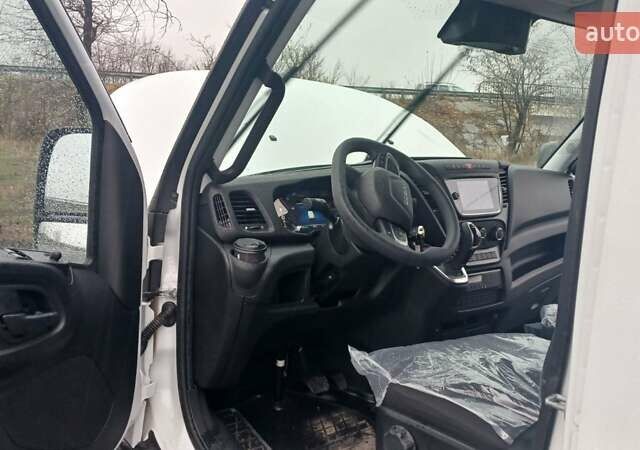 Белый Ивеко Дейли, объемом двигателя 3 л и пробегом 1 тыс. км за 58500 $, фото 12 на Automoto.ua