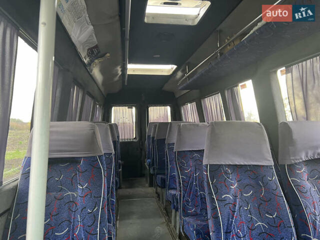 Белый Ивеко Дейли, объемом двигателя 2.8 л и пробегом 300 тыс. км за 3500 $, фото 7 на Automoto.ua