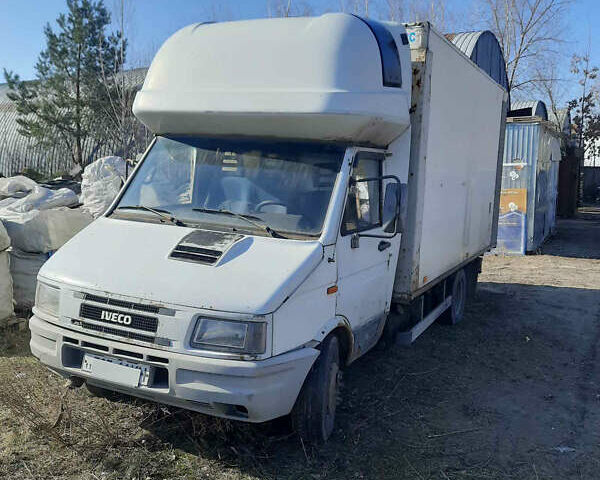 Белый Ивеко Дейли, объемом двигателя 0 л и пробегом 637 тыс. км за 4000 $, фото 4 на Automoto.ua