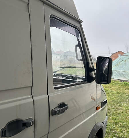 Білий Івеко Дейлі, об'ємом двигуна 2.8 л та пробігом 450 тис. км за 3800 $, фото 4 на Automoto.ua