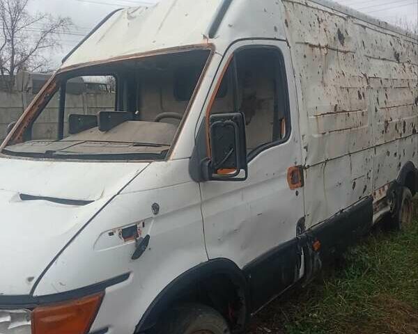 Белый Ивеко Дейли, объемом двигателя 2.8 л и пробегом 500 тыс. км за 2000 $, фото 2 на Automoto.ua