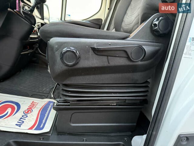 Белый Ивеко Дейли, объемом двигателя 3 л и пробегом 231 тыс. км за 30400 $, фото 19 на Automoto.ua