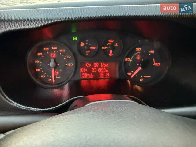 Белый Ивеко Дейли, объемом двигателя 3 л и пробегом 231 тыс. км за 30400 $, фото 3 на Automoto.ua