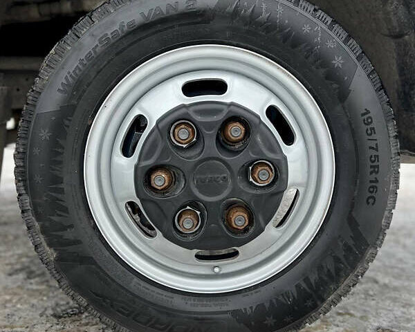 Белый Ивеко Дейли, объемом двигателя 3 л и пробегом 240 тыс. км за 35000 $, фото 16 на Automoto.ua