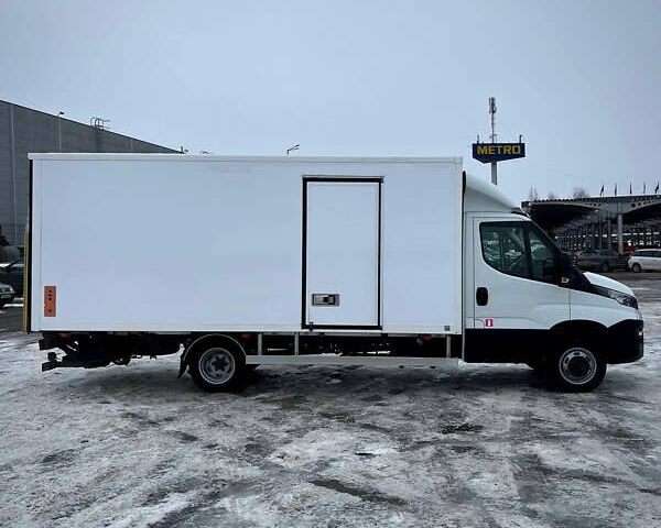 Белый Ивеко Дейли, объемом двигателя 3 л и пробегом 240 тыс. км за 35000 $, фото 1 на Automoto.ua