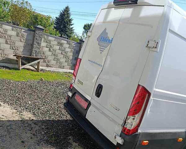 Білий Івеко Дейлі, об'ємом двигуна 3 л та пробігом 407 тис. км за 14800 $, фото 3 на Automoto.ua