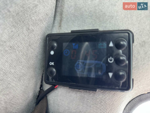Белый Ивеко Дейли, объемом двигателя 3 л и пробегом 499 тыс. км за 25000 $, фото 22 на Automoto.ua