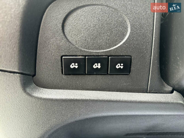 Белый Ивеко Дейли, объемом двигателя 3 л и пробегом 499 тыс. км за 25000 $, фото 20 на Automoto.ua