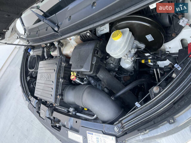 Белый Ивеко Дейли, объемом двигателя 3 л и пробегом 234 тыс. км за 25999 $, фото 45 на Automoto.ua
