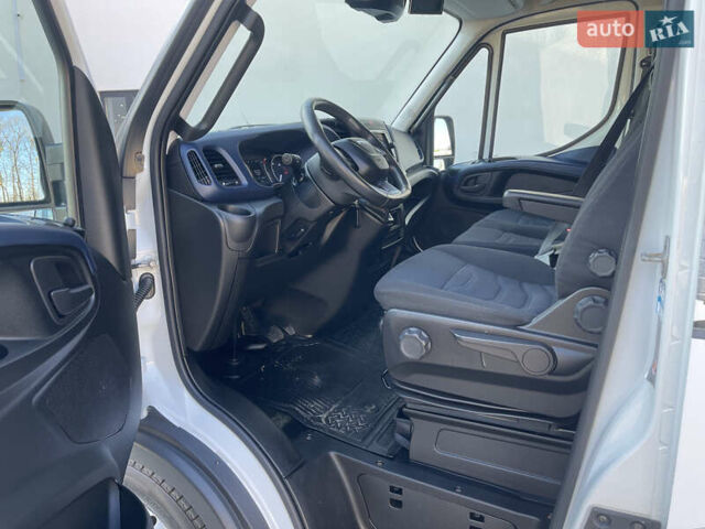 Белый Ивеко Дейли, объемом двигателя 3 л и пробегом 234 тыс. км за 25999 $, фото 23 на Automoto.ua