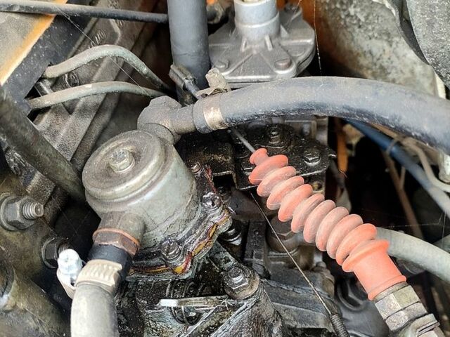 Белый Ивеко Дейли, объемом двигателя 2.4 л и пробегом 250 тыс. км за 1400 $, фото 4 на Automoto.ua