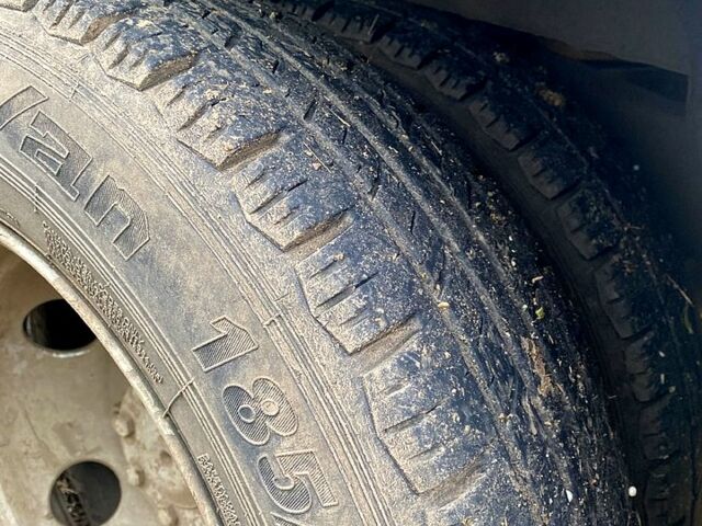 Белый Ивеко Дейли, объемом двигателя 2.8 л и пробегом 0 тыс. км за 2300 $, фото 4 на Automoto.ua